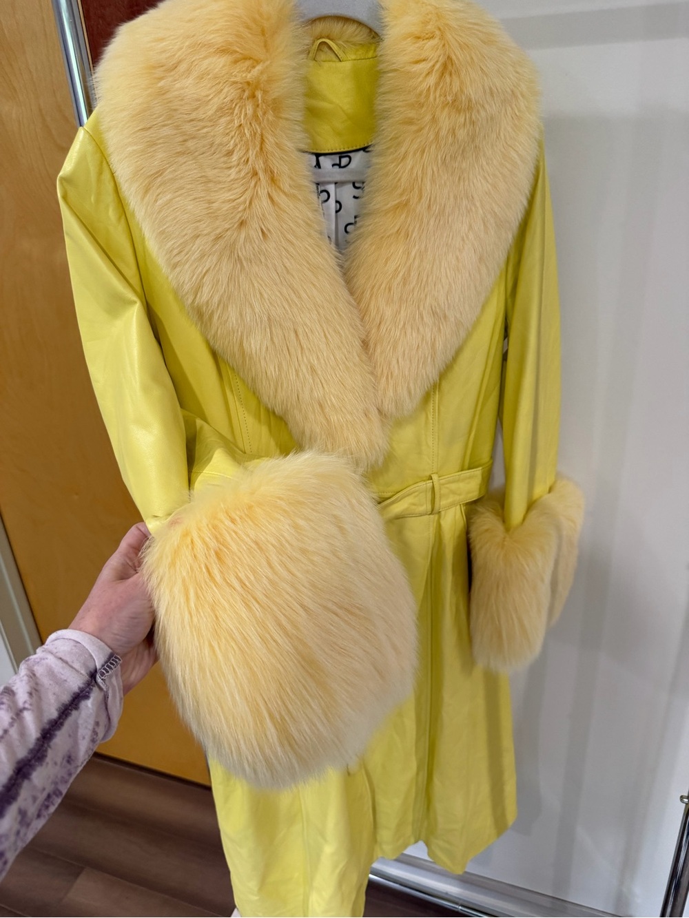 Saks Potts bootleg real leather coat with fox Fur cuffs - Picture 4 of 14